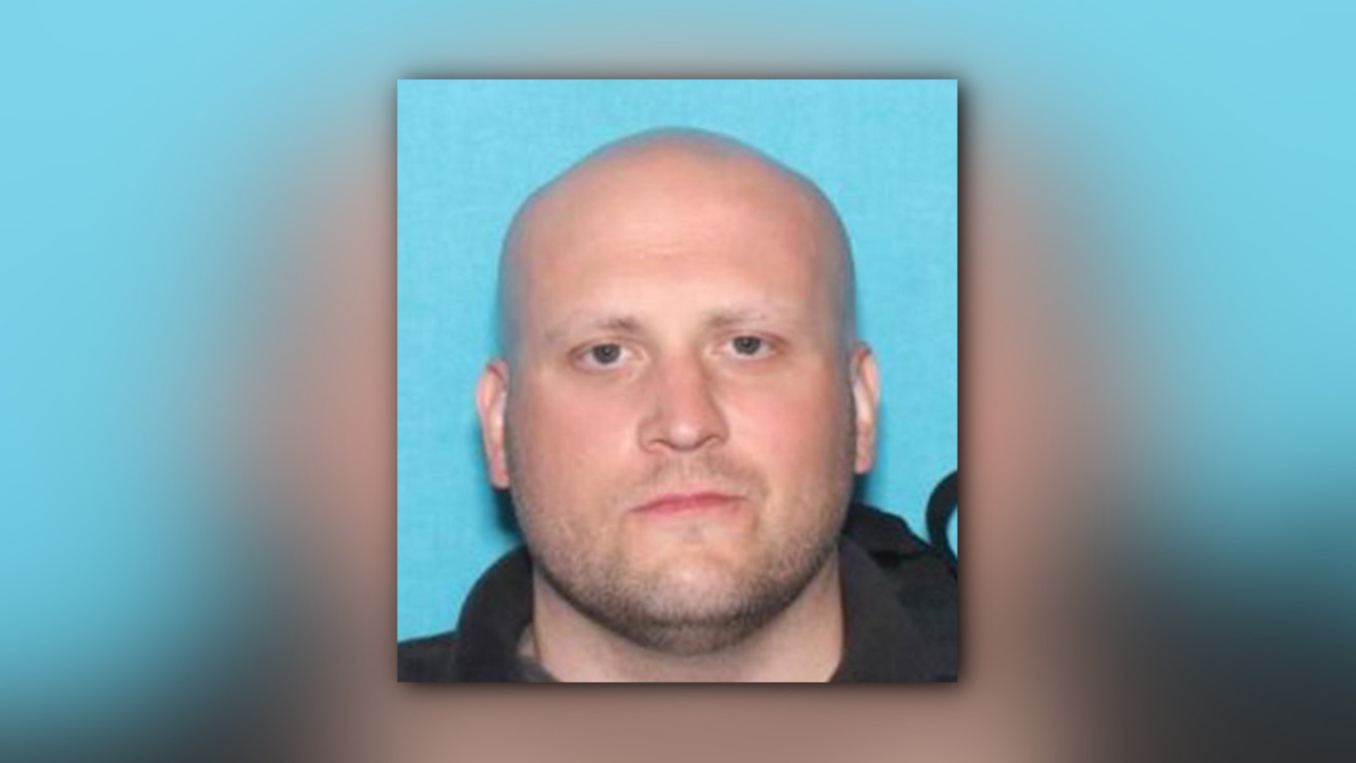 Eric Floyd Oelkers' driver's license photo (via US Marshals Service of Oregon).