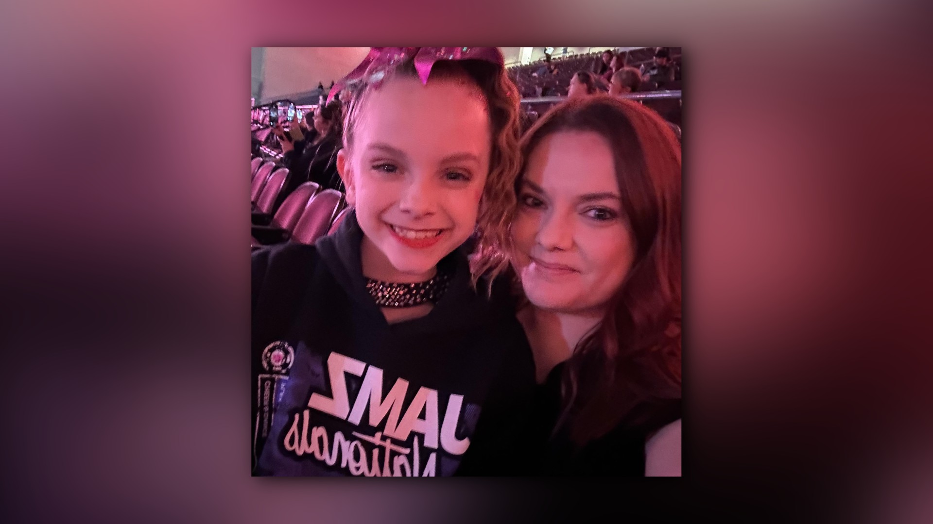 Tawnia McGeehan, right, and her daughter, Addi Smith (via Facebook).